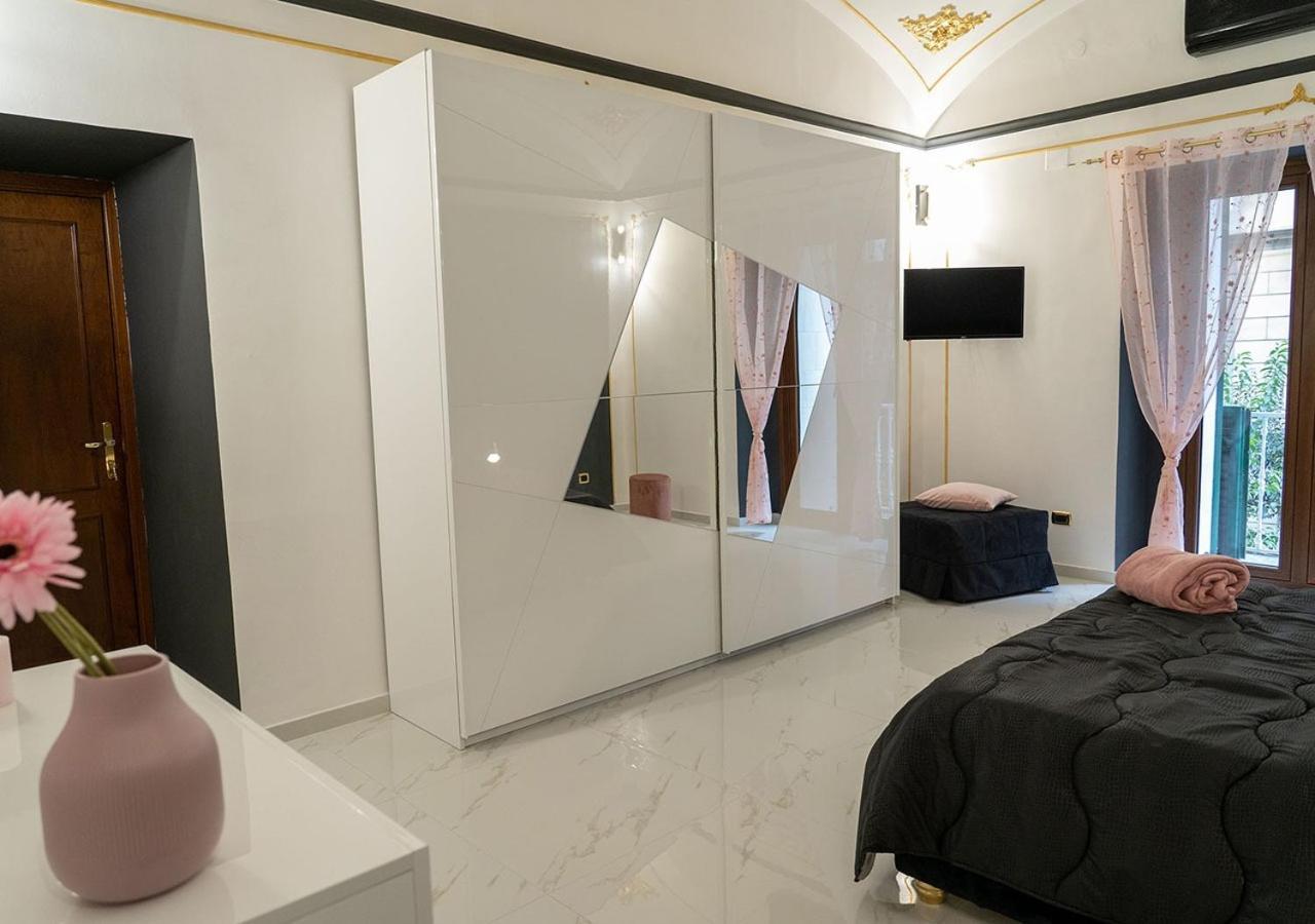 Vesuvius Luxury Home Napoli Bagian luar foto